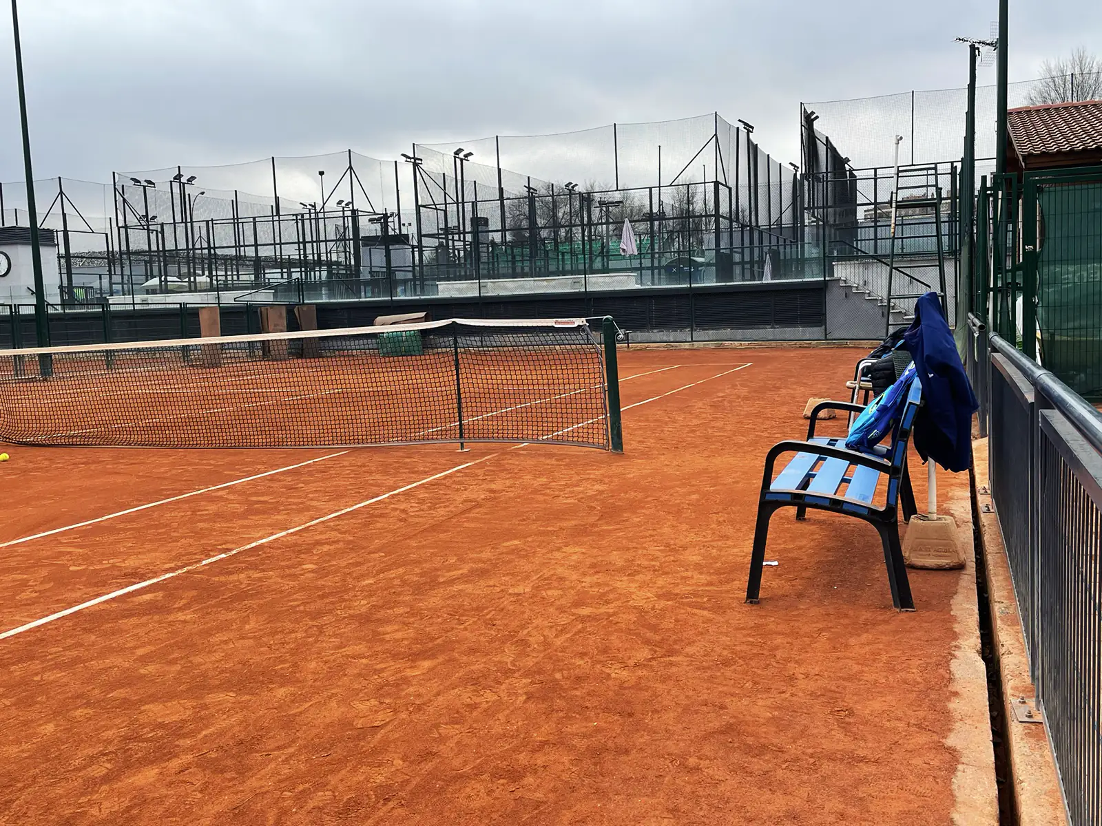 Polyethylene benches in the Chamartin Tennis Club
