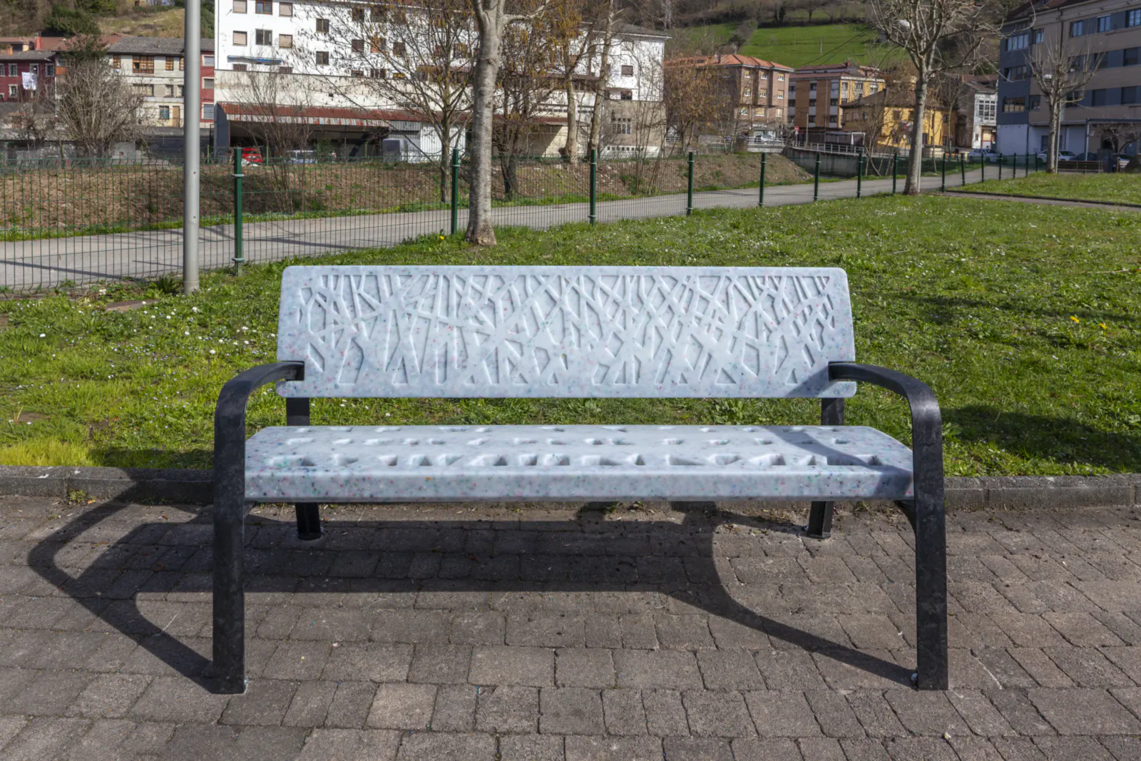 Bancos y papeleras para zonas infantiles Bancos y papeleras para zonas infantiles