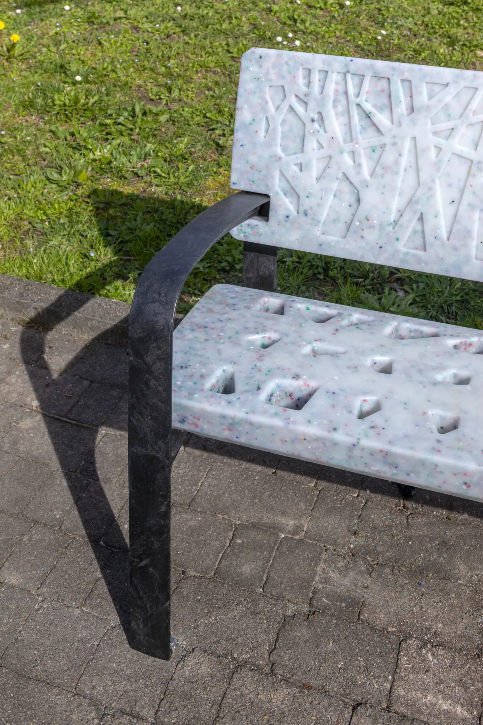 Bancos y papeleras para zonas infantiles Bancos y papeleras para zonas infantiles