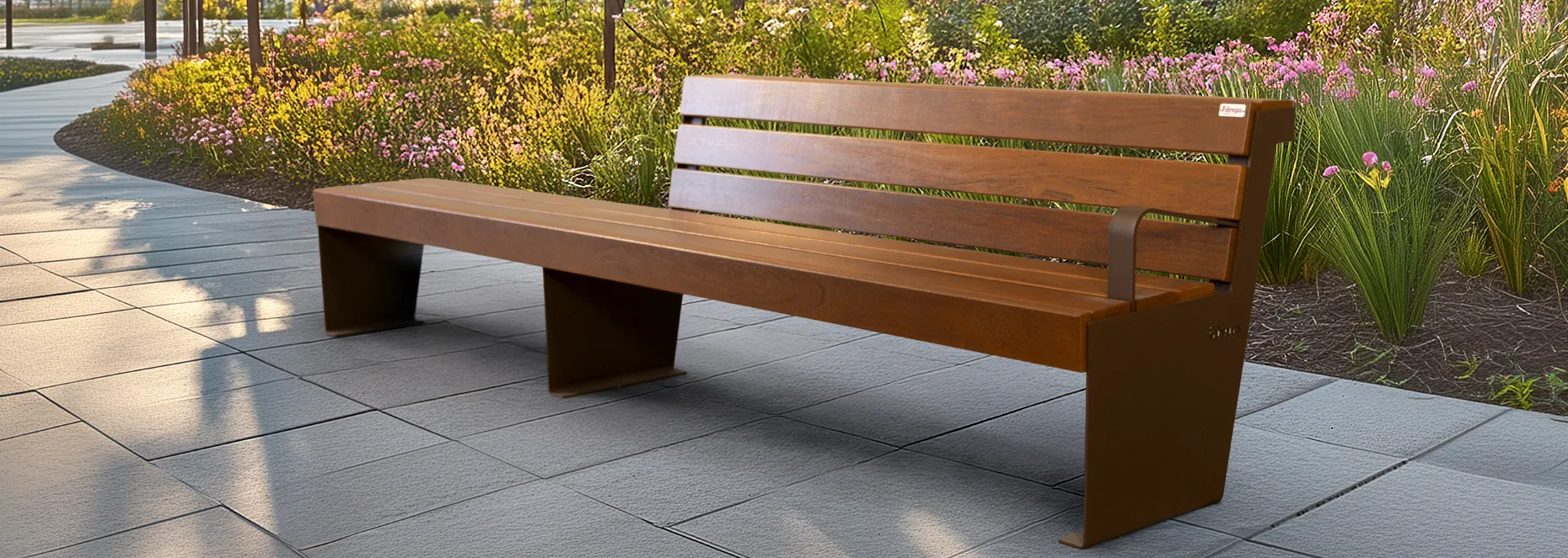 Banco de acero corten y madera tropical